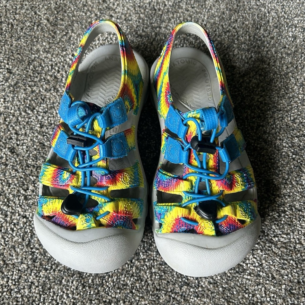 KEEN Newport Kids Size 2 Waterproof Rubber Sandals Hiking Closed Toe Tie Dye - Picture 2 of 8